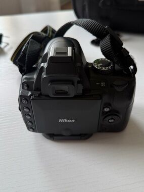 Nikon D5000 DSLR Camera + AF-S DX VR 55-200mm Lens W/ An Extra Lens